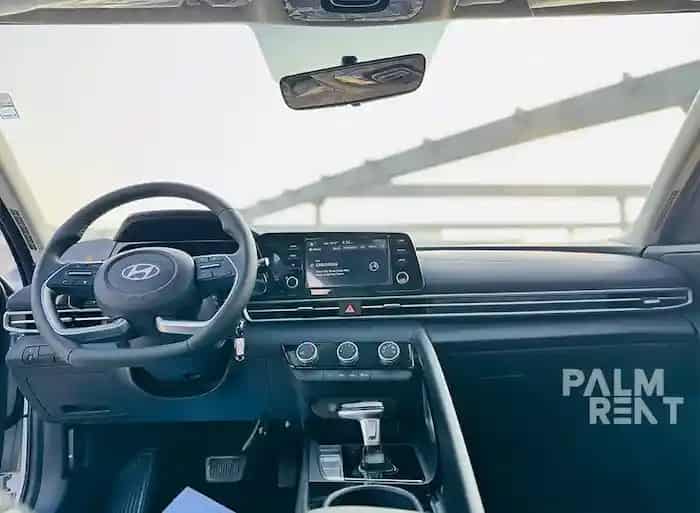 اجاره Hyundai ELANTRA 2025 در دبی - تصویر چهارم