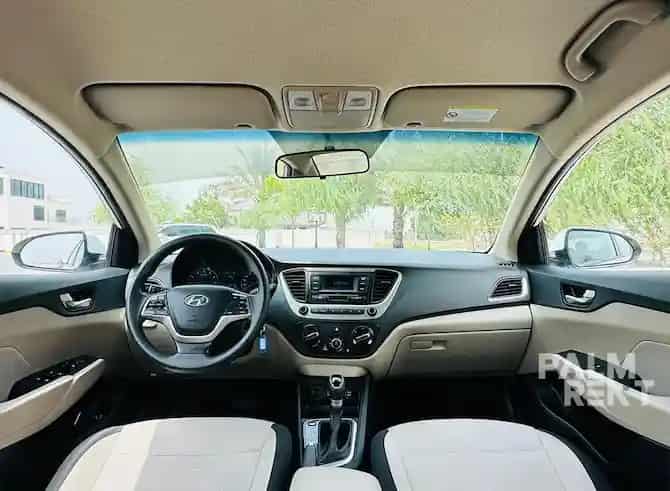 اجاره Hyundai ACCENT 2020 در دبی - تصویر چهارم