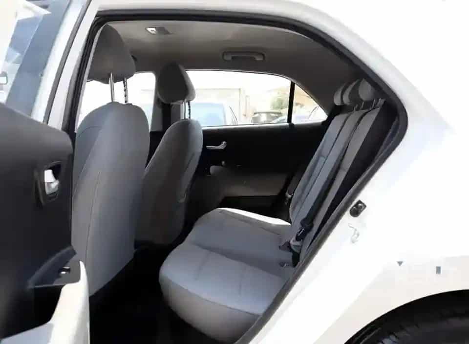 اجاره Kia RIO 2021 در دبی - تصویر سوم