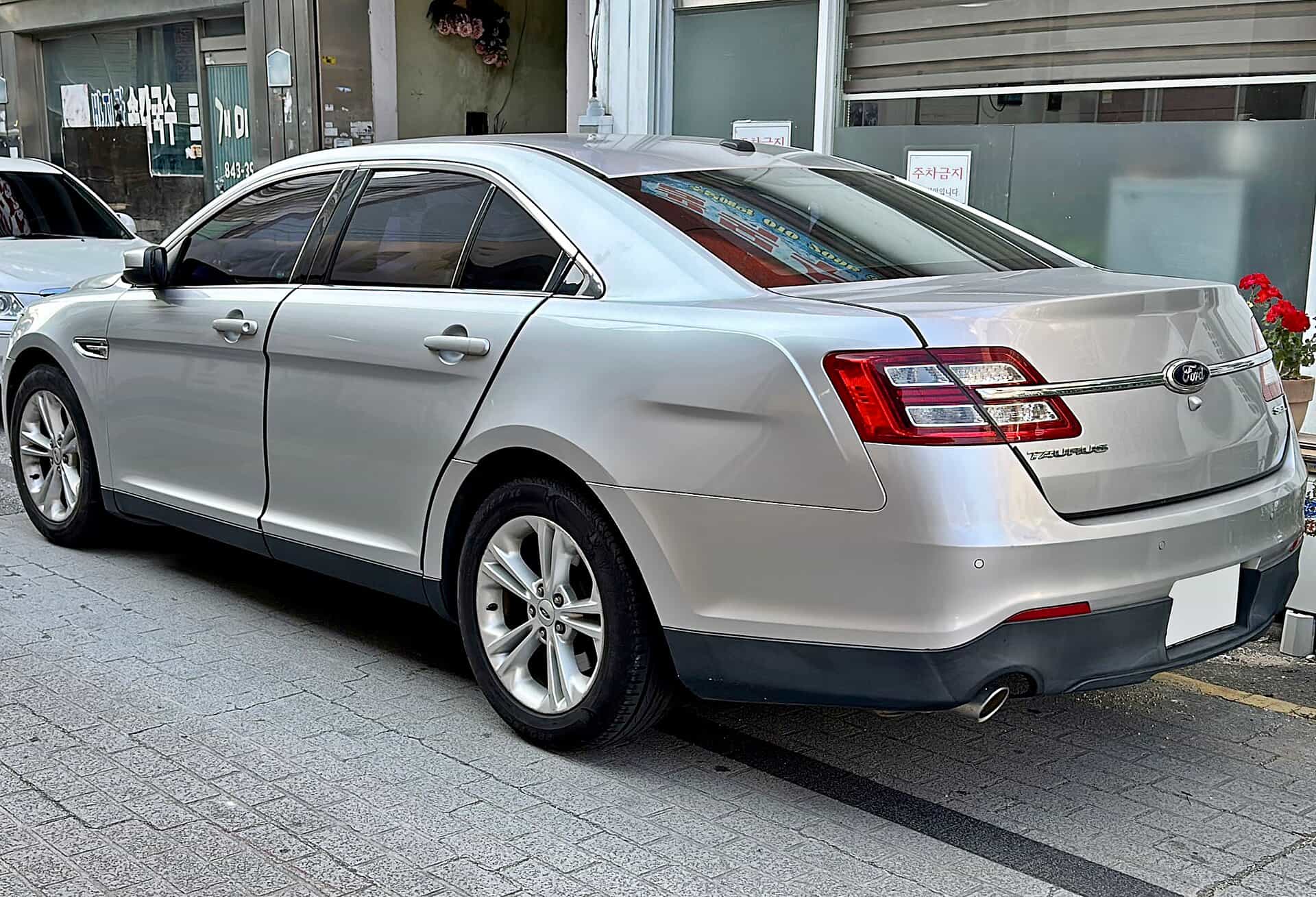Rent Ford Taurus 2019 in Dubai - image 1