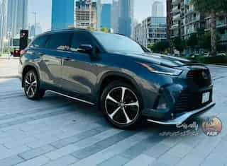 تأجير Toyota Highlander Full 2023 2023 في دبي - الصورة الأولى