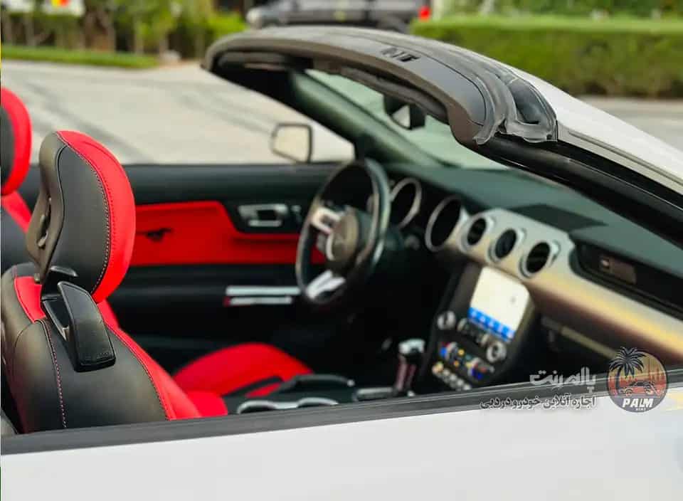 تأجير Ford Mustang conv 2022 2022 في دبي - الصورة الرابعة