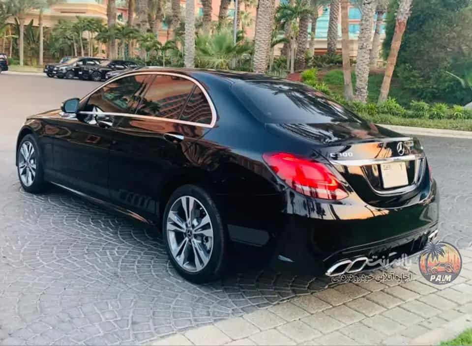 اجاره مرسدس بنز C300 2021 2021 در دبی - تصویر سوم