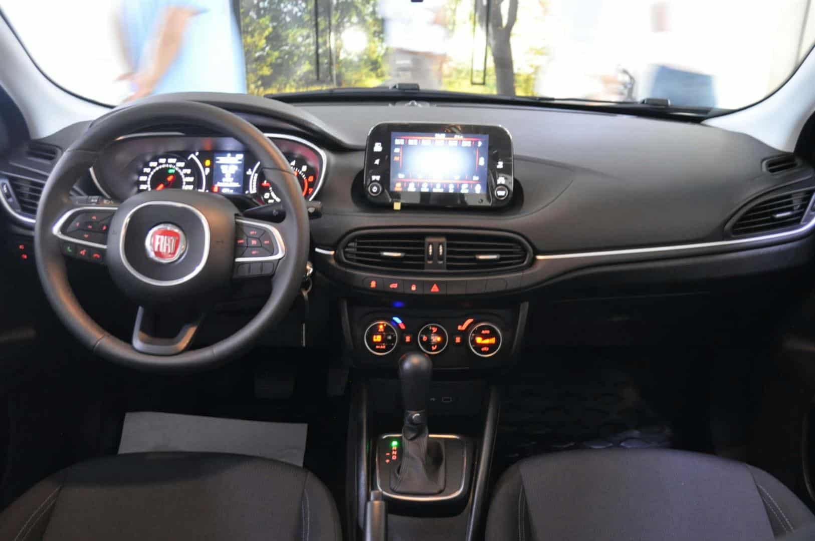 تأجير FIAT Egea 2023 2023 في دبي - الصورة الثانية