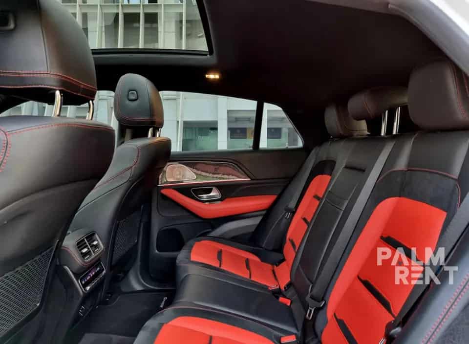 اجاره مرسدس بنز GLE 63 2023 2023 در دبی - تصویر سوم