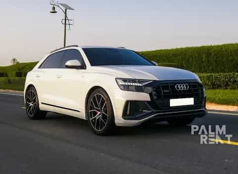 Dubai içinde Audi Q8 2023 2023 kiralama - görsel 1
