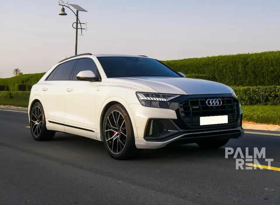 Dubai içinde Audi Q8 2023 2023 kiralama - görsel 2