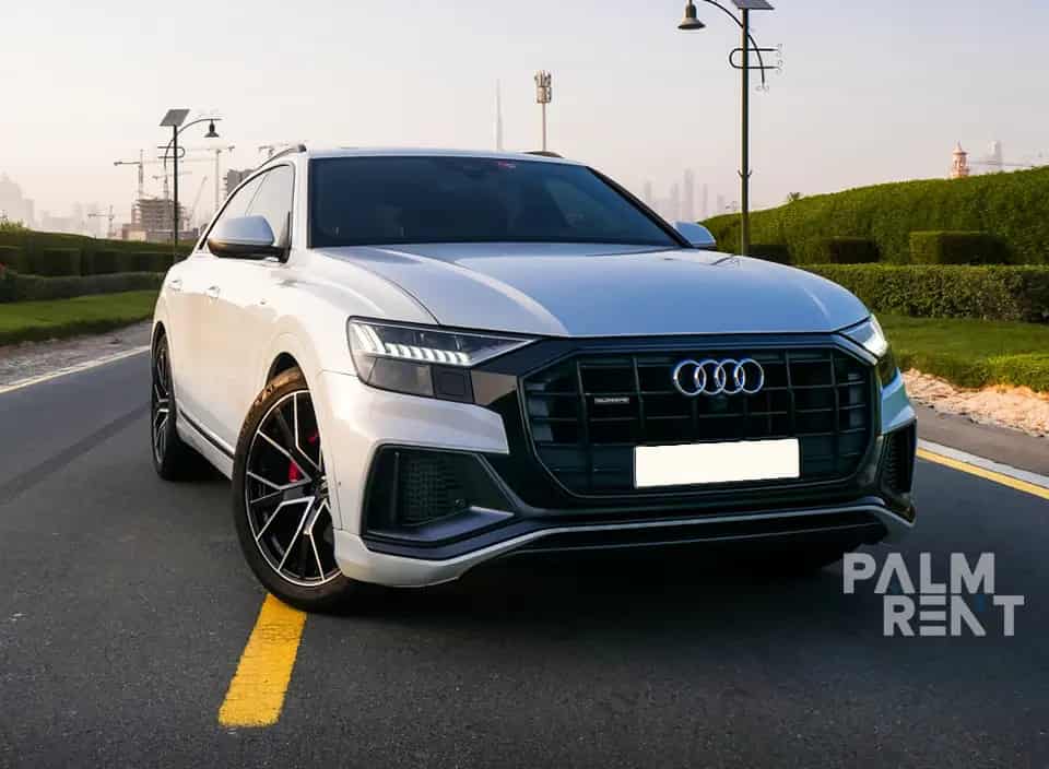 Dubai içinde Audi Q8 2023 2023 kiralama - görsel 3