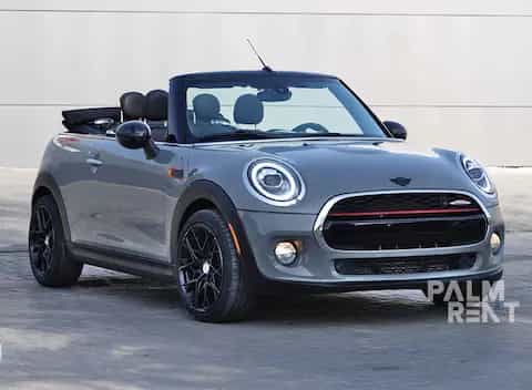 تأجير MINI Cooper convertible 2023 2023 في دبي - الصورة الأولى