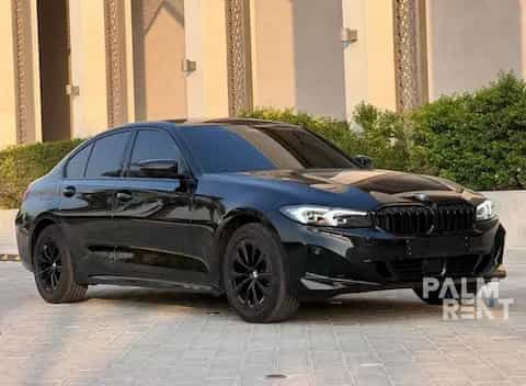 تأجير BMW 3 series 2023 2023 في دبي - الصورة الأولى