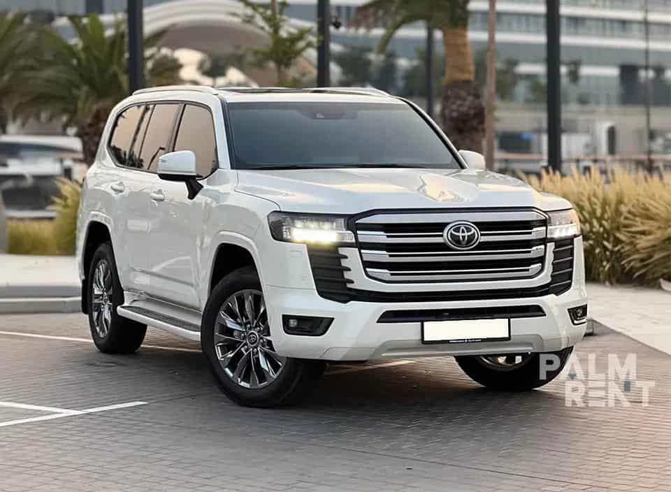 Rent Toyota Land Cruiser 2024 2024 in Dubai - image 2