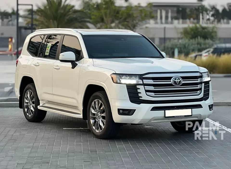 Rent Toyota Land Cruiser 2024 2024 in Dubai - image 4