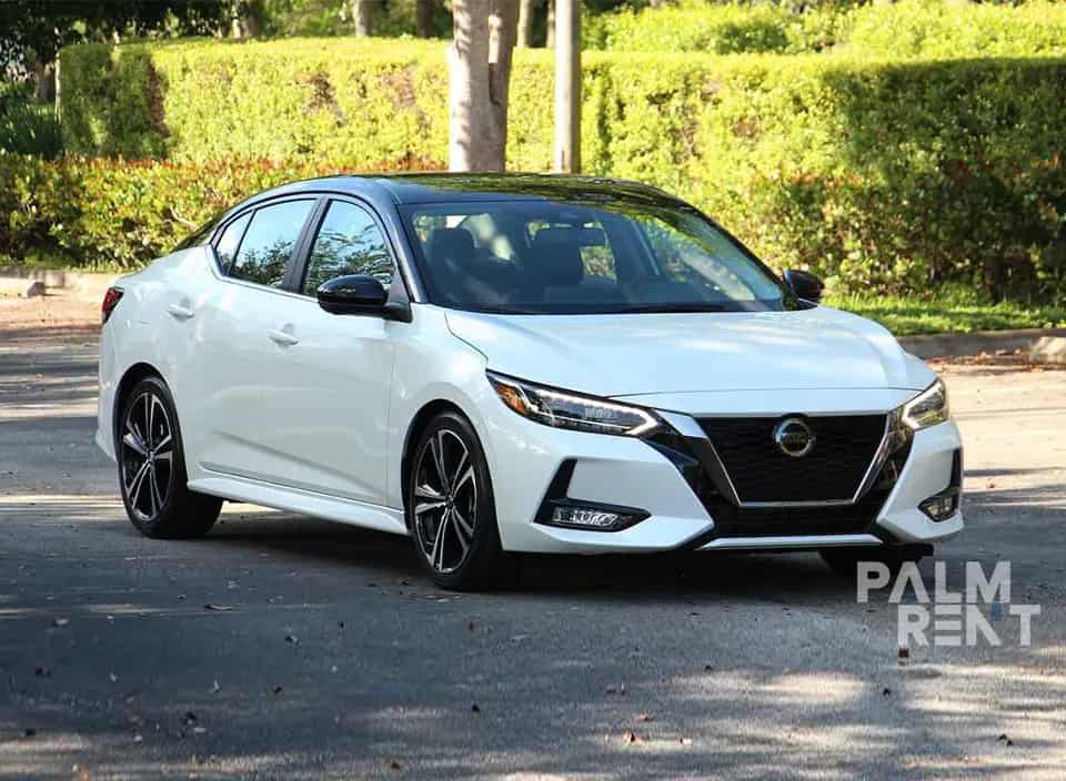 تأجير Nissan SENTRA 2020 2020 في دبي - الصورة الثانية