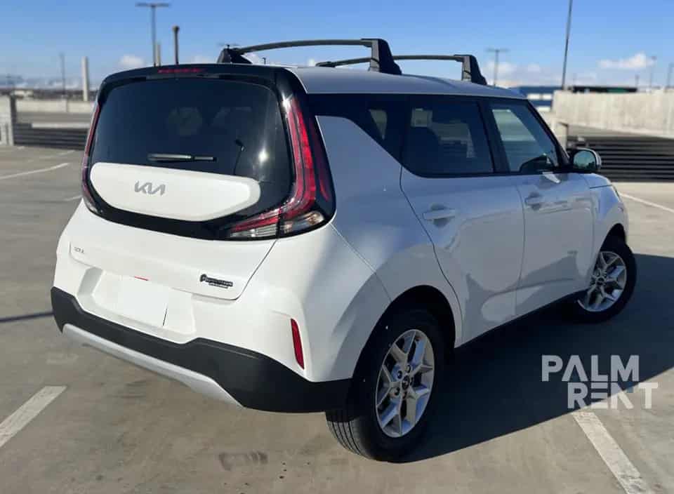 Rent Kia SOUL 2020 2020 in Dubai - image 3