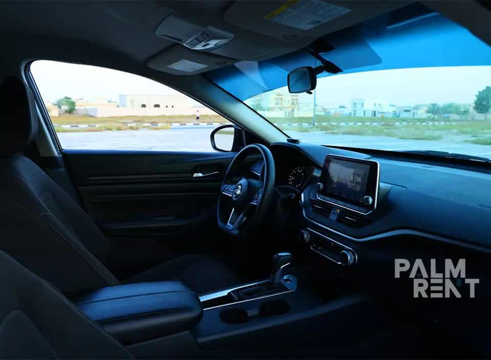 تأجير Nissan ALTIMA 2020 2020 في دبي - الصورة الرابعة