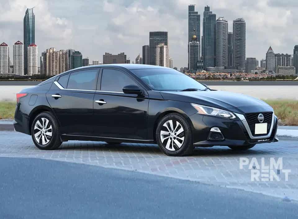 تأجير Nissan ALTIMA 2020 2020 في دبي - الصورة الثانية