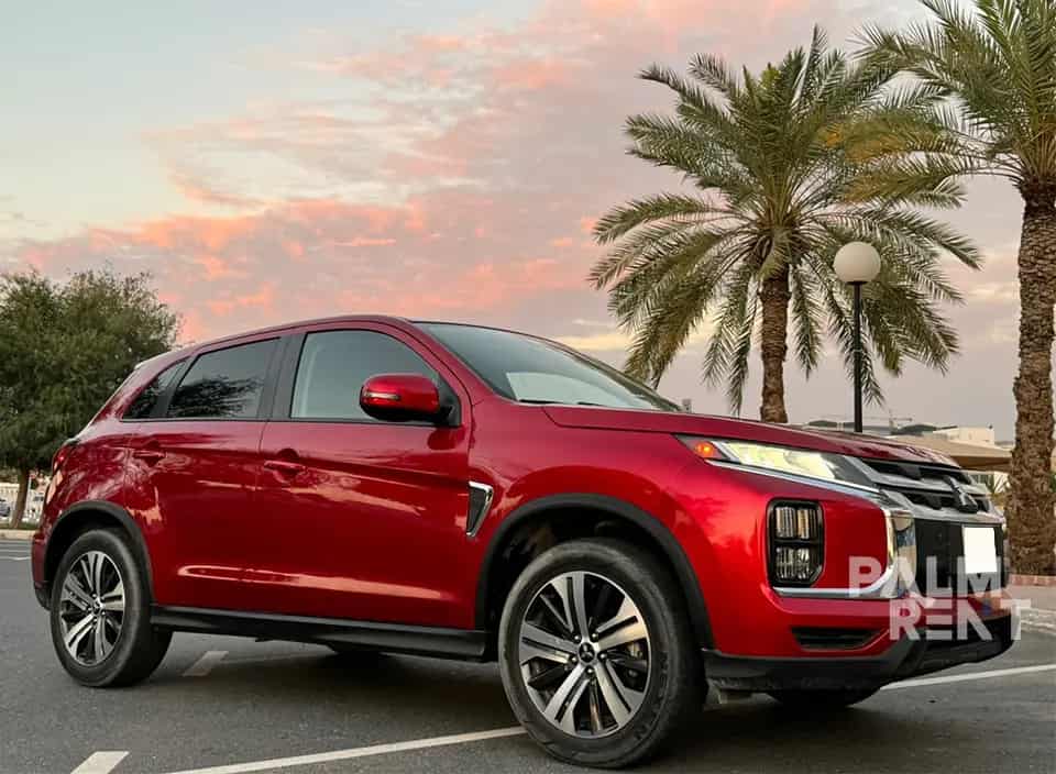 Dubai içinde Mitsubishi OUTLANDER 2021 2021 kiralama - görsel 4