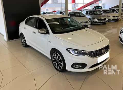 تأجير FIAT EGEA 2025 2025 في دبي - الصورة الأولى