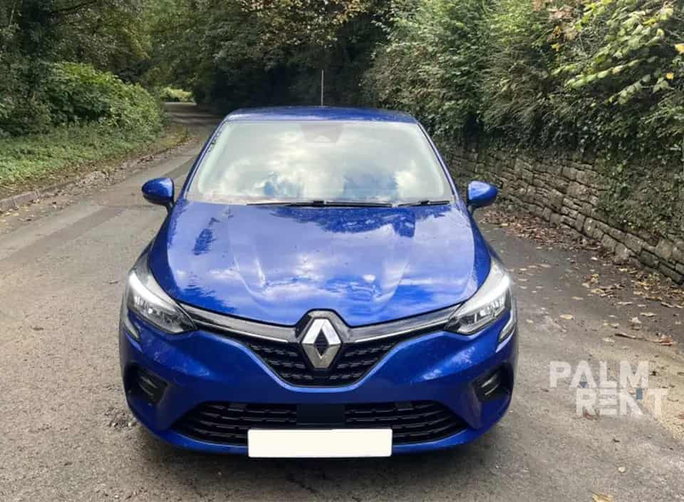 Rent Renault Clio hatchback 2022 2022 in Dubai - image 4