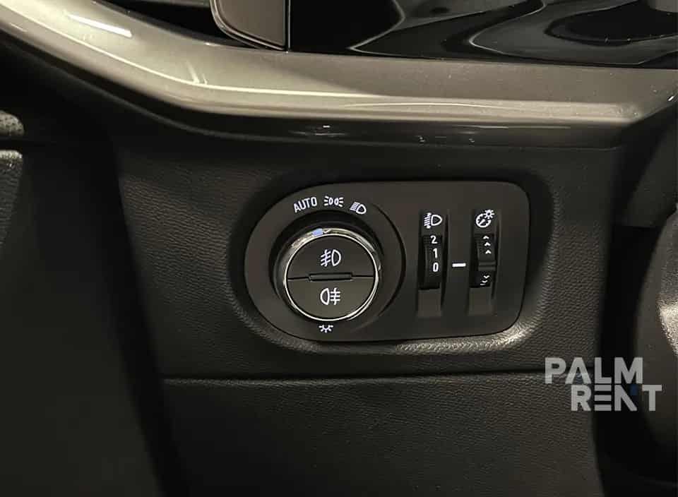 Rent Opel MOKKA 2025 2025 in Dubai - image 3