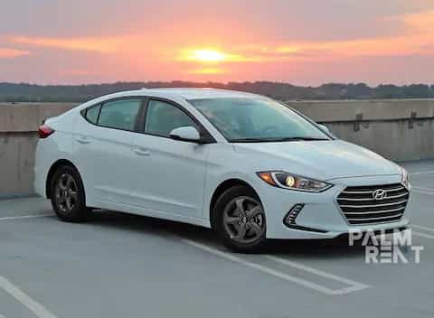 تأجير Hyundai Elantra 2017 2017 في دبي - الصورة الأولى