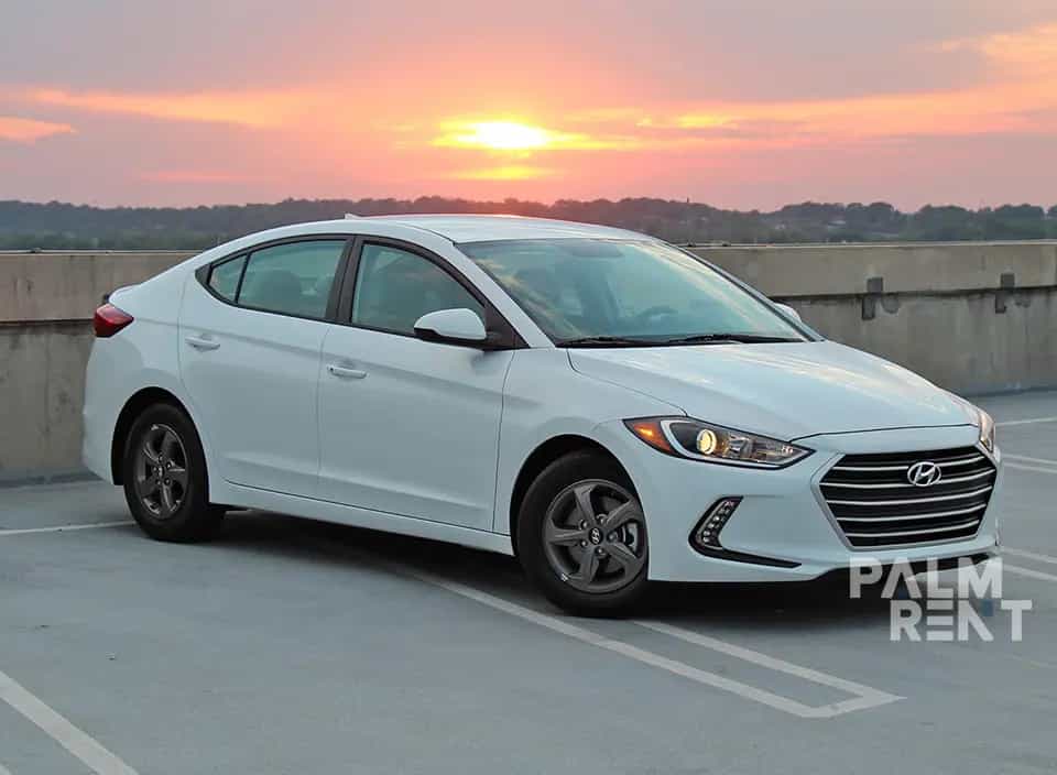 Dubai içinde Hyundai Elantra 2017 kiralama - görsel 1