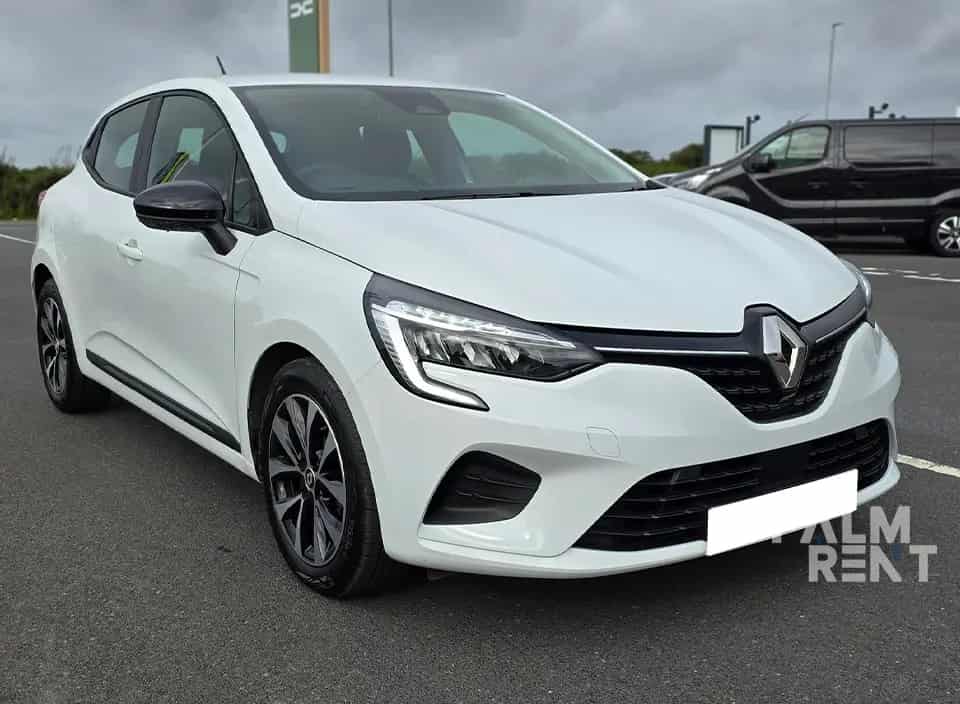 Dubai içinde Renault Clio 2024 kiralama - görsel 4