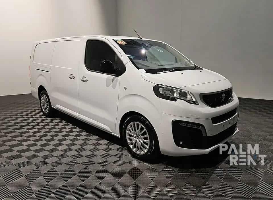 Rent Peugeot Expert Traveller 2024 2024 in Dubai - image 2