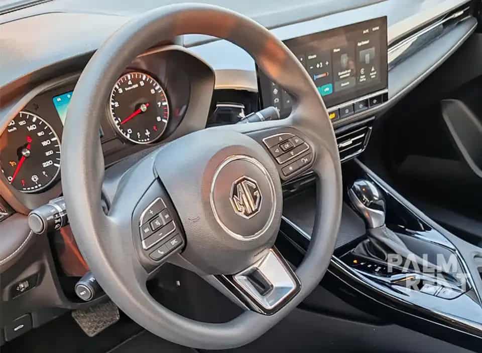 اجاره Mg 5 2025 2025 در دبی - تصویر چهارم