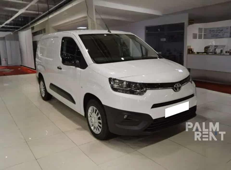 Rent Toyota Proace 2024 2024 in Dubai - image 2