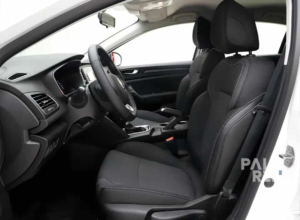 Dubai içinde Renault Megane 2023 2023 kiralama - görsel 3