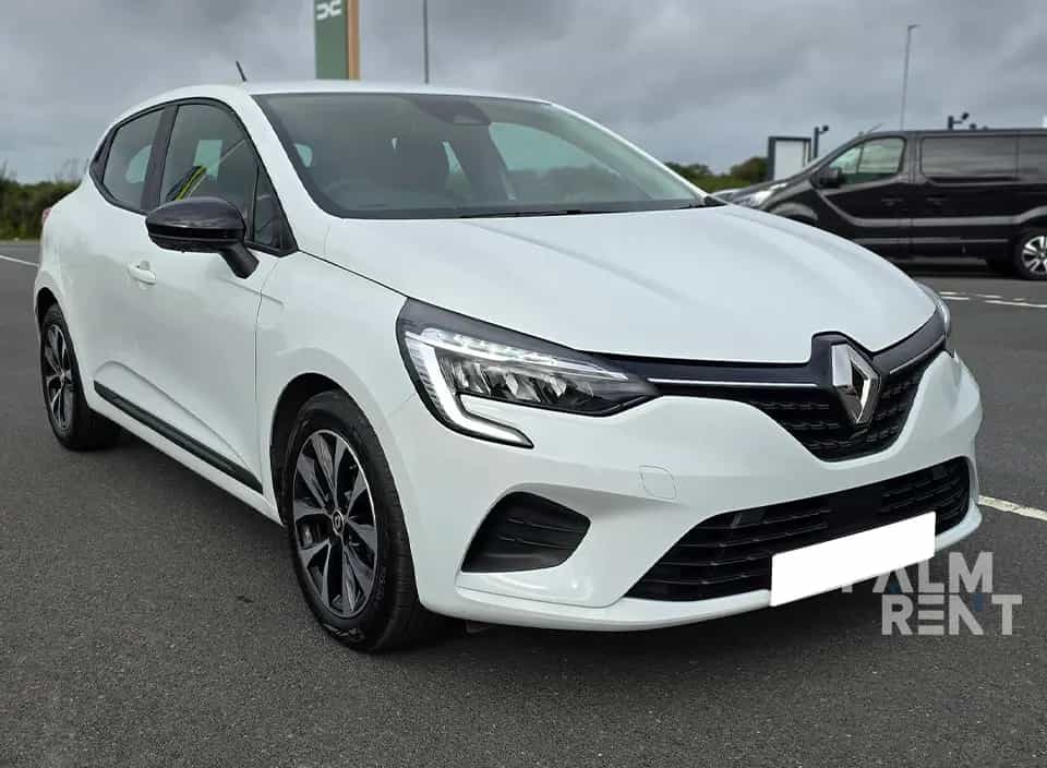 Dubai içinde Renault CLIO 2023 kiralama - görsel 1