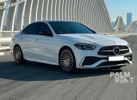 اجاره Mercedes-Benz C300 2024 در دبی - تصویر اول