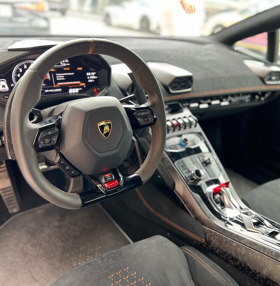 Lamborghini Lamborghini 2022