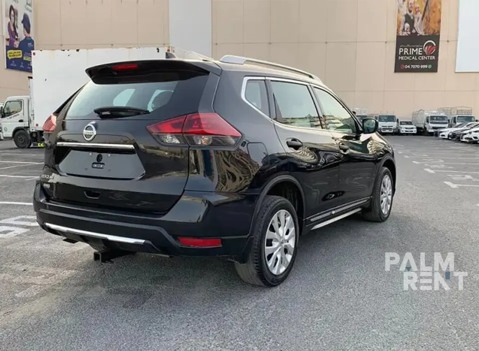 Nissan Nissan 2020