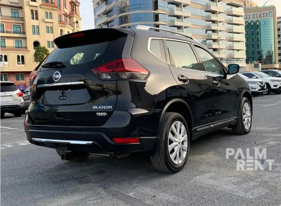 Nissan Nissan 2020