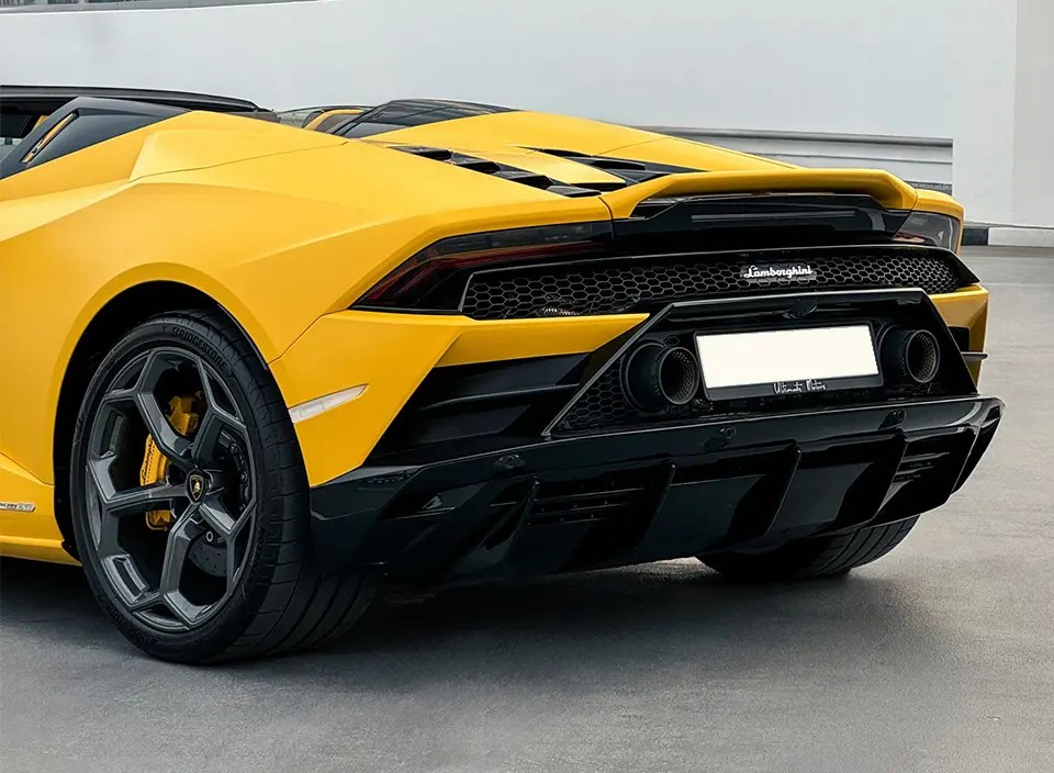 Lamborghini Lamborghini 2023