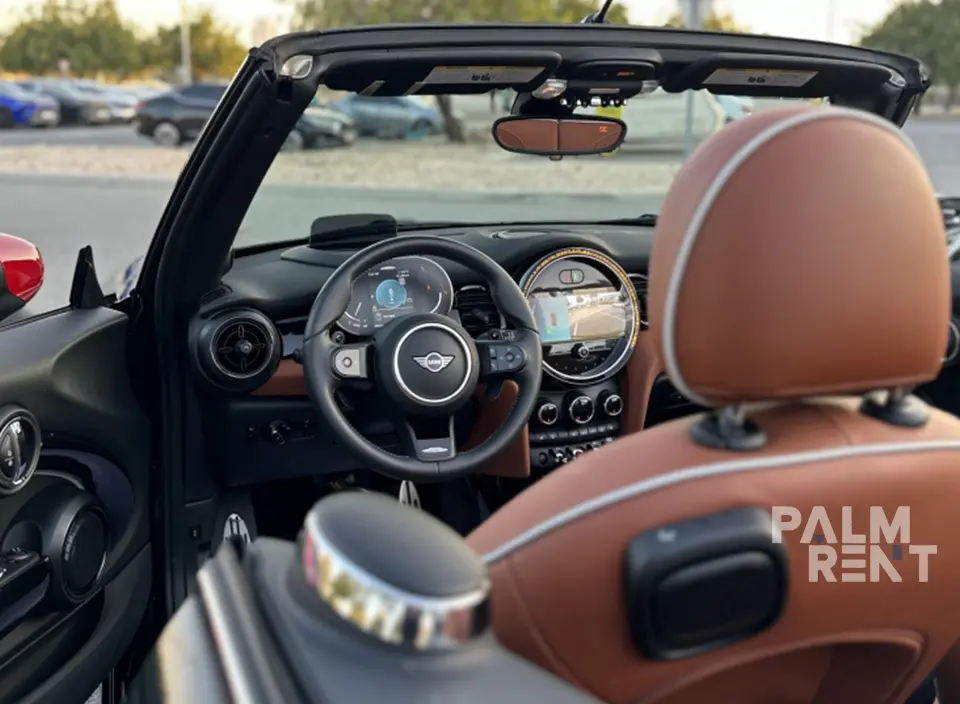 MINI MINI 2023