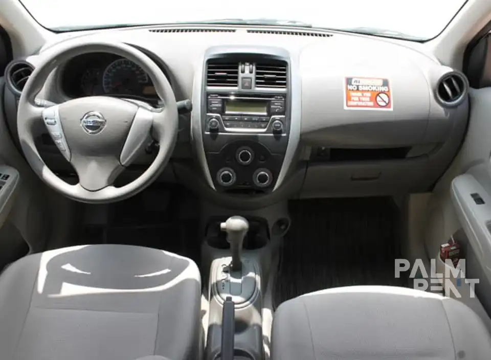 Nissan Nissan 2020