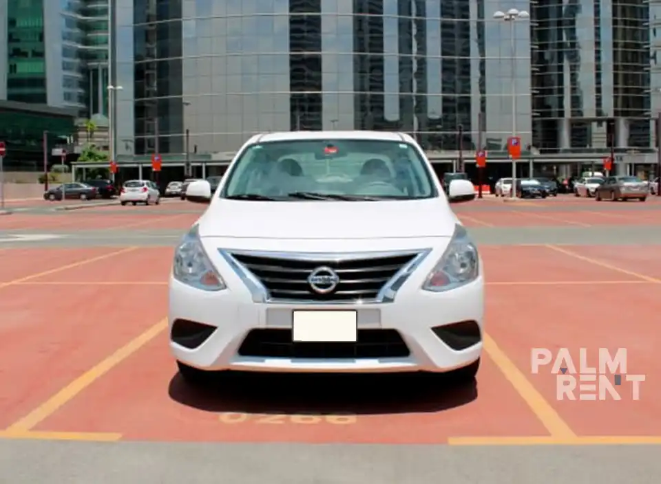 Nissan Nissan 2020