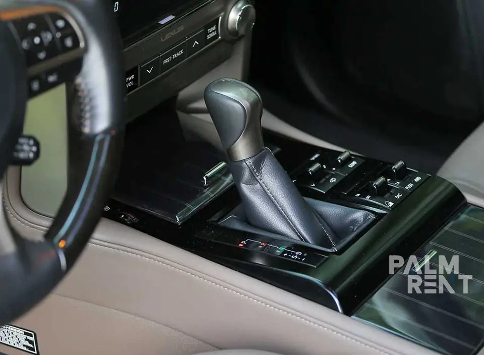 Lexus Lexus 2020