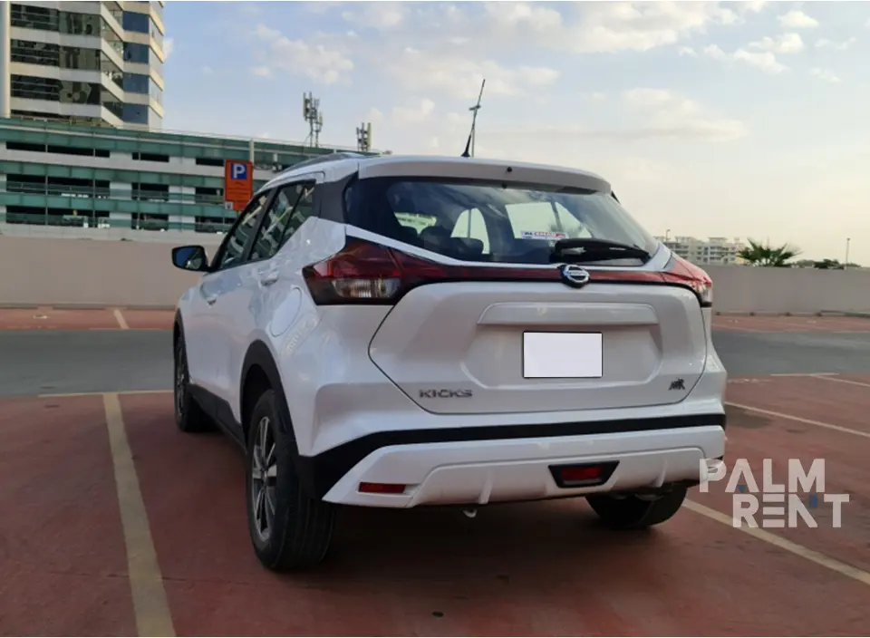 Nissan Nissan 2022