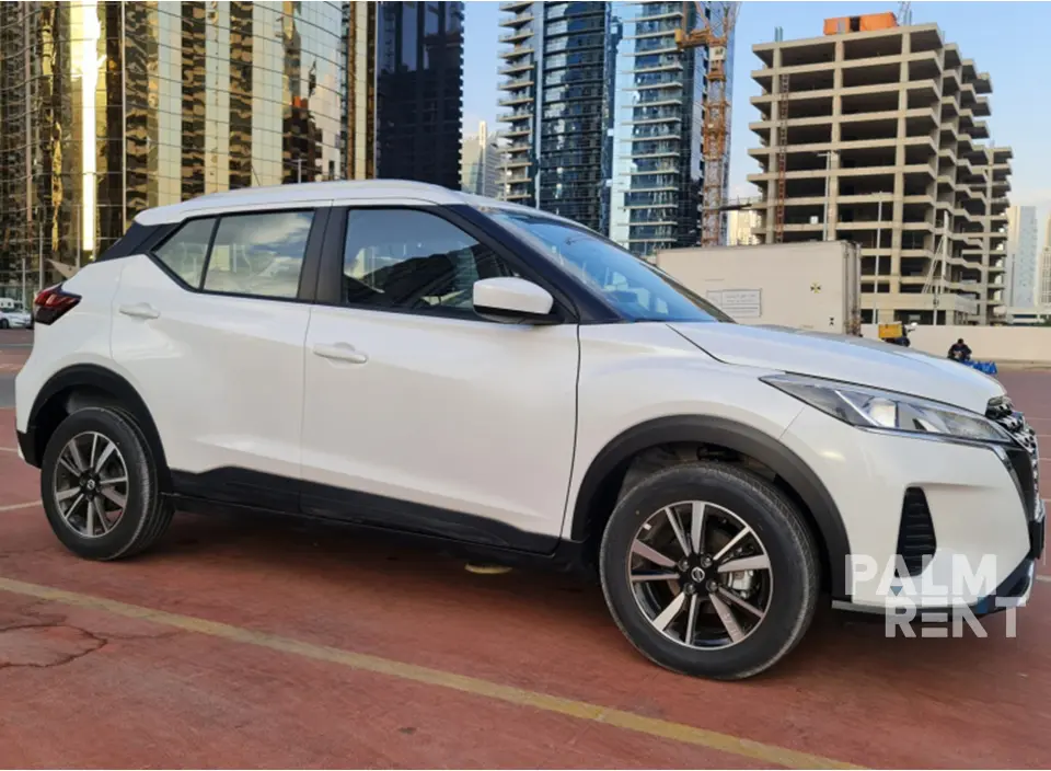 Nissan Nissan 2022