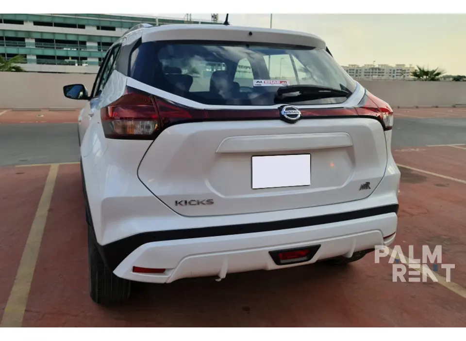 Nissan Nissan 2022