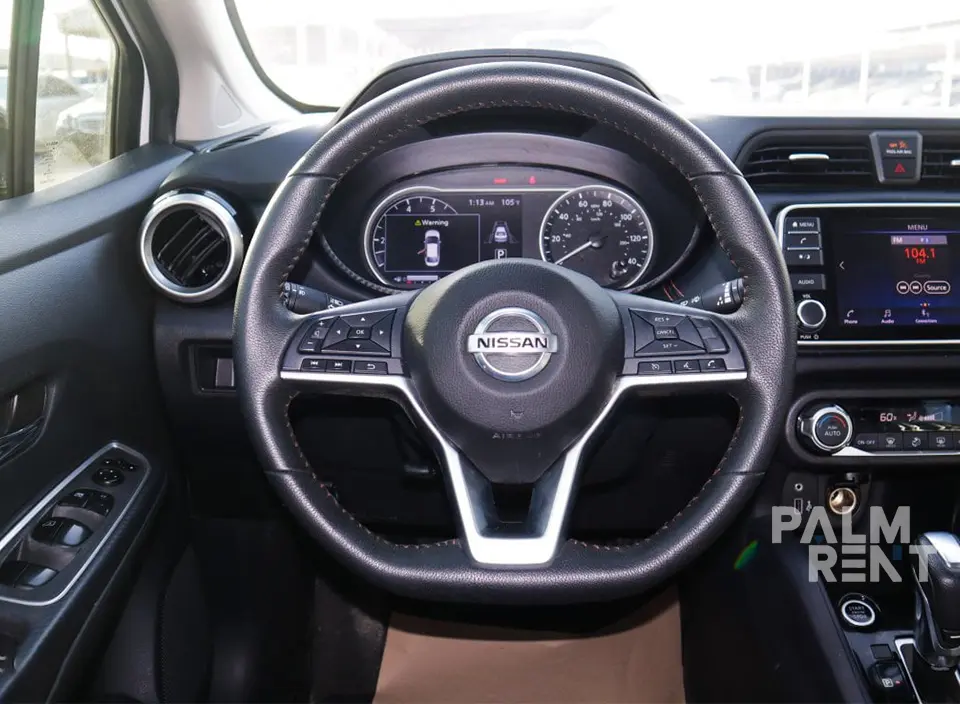 Nissan Nissan 2020
