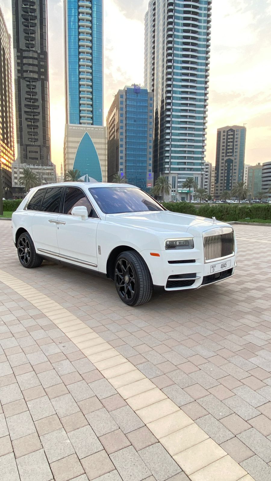 Rolls-Royce Rolls-Royce 2024